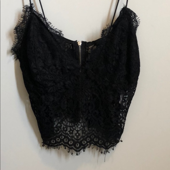 Misguided lace crop - Picture 2 of 2